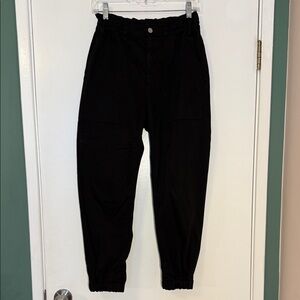 Zara High Waist Black Pants / Joggers - Size 06